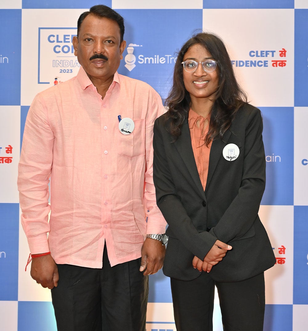 Dre Mayuri avec son père à Cleft Con India 2023