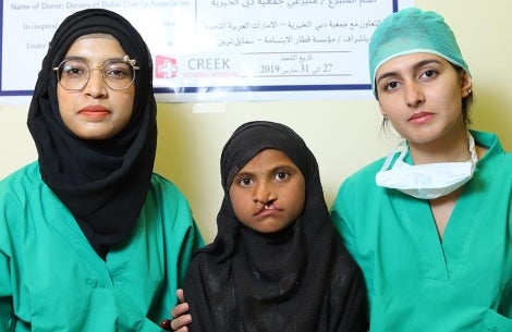 Chirurgie de la fente labiale au Pakistan